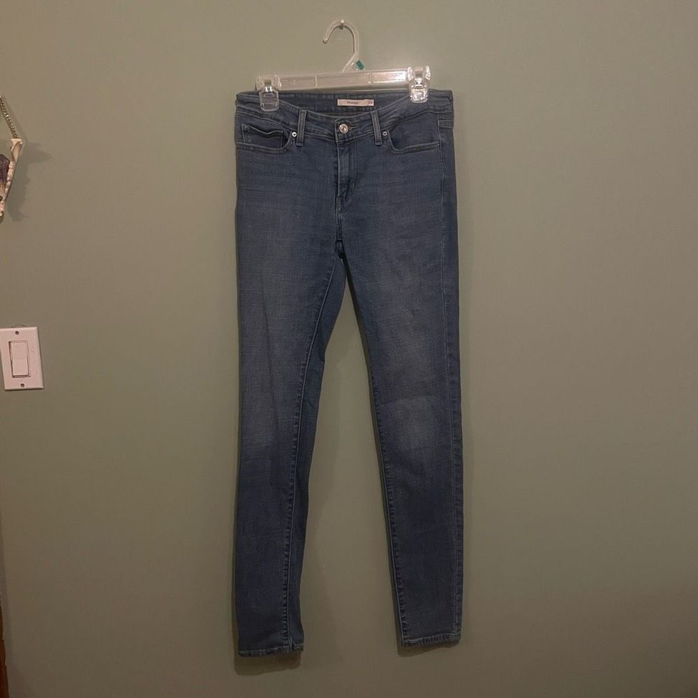 Levi’s 711 Skinny Mid-Wash Denim Jeans
